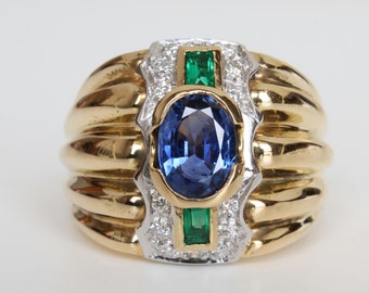 18K Yellow and White Gold Ring with blue Sapphire (1,16 ct), Emeralds (0,15 ct) and Brilliants (0,15 ct) - 100% Handmade in Italy - Classy