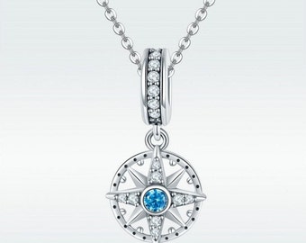 Collier Compass Charm en argent sterling avec zircon bleu