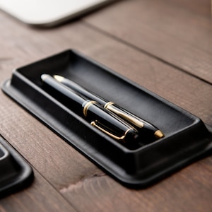 Leather Tray M / Pen tray / Watch tray image 1