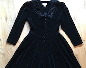 Vintage 70s 80s Adini Gothic Velvet Flared Skirt Embroidered Midi Dress Size 8
