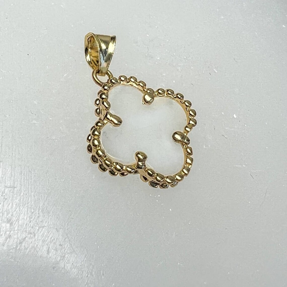 14K Gold Mother of Pearl Clover Pendant Black Clover Pendant Etsy