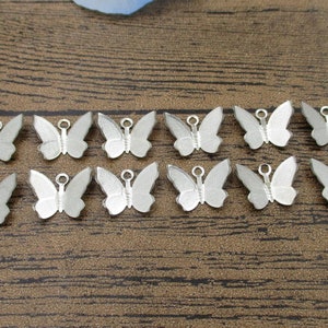 12 Butterfly Charms ,Antique Silver Tone 3D Charms-RS1062