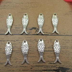 30 Fish Charms,Antique Silver Tone,Double Sided-RS348
