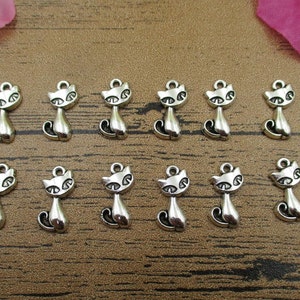 BULK SALE! 200 Cat Charms,Antique Silver Tone -RS404