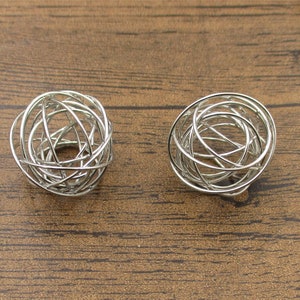 2 Irregular Wire Ball Cage Pendants,Fitting Four 12mm Beads,Antique Silver Tone-TS314