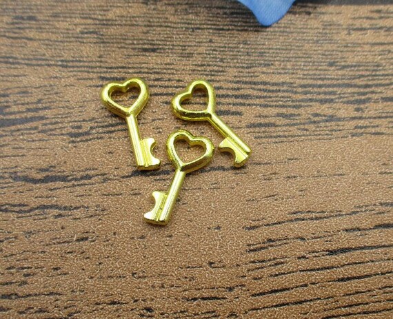 20 Little Gold Key Charms-rs789 - Etsy 20 Little Gold Key Charms-rs789 - Etsy