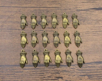 50 Antik Bronze Hand Charms: Metall Legierung Anhänger (26 mm)