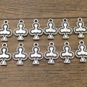 12 Clubs Poker Charms, antiker silberfarbener Ton, doppelseitig -RS161