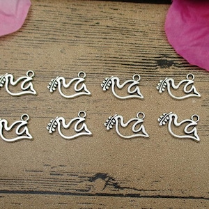30 Peace Dove Charms,Pigeon Charms,Antique Silver Tone-RS411
