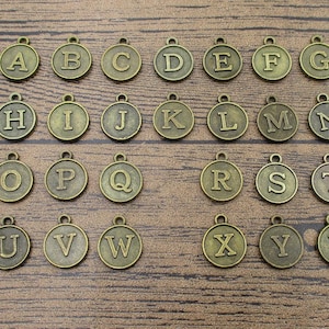 Conjunto de pingentes de letras do alfabeto, tom bronze antigo, dupla face - RS806
