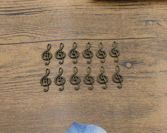 20 Little Treble Clef Charms,Antique Bronze Tone -RS1443
