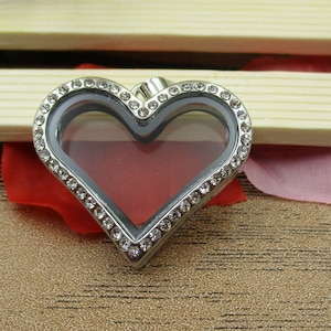 1 Heart Charm Glass Floating Locket Pendant With Crystals Rhinestones,Openable Pendant-TS005