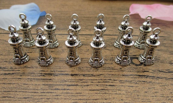 SC4201 20 Heart Charms Antique Silver Tone