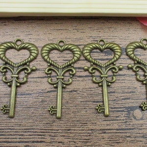8 Key Charms ,Antique Bronze Tone With Love Heart-RS076