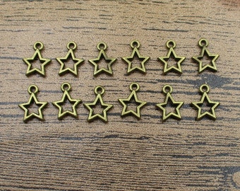 アンティークブロンズ 四角星チャームペンダント 25 x 30 mm 10 個