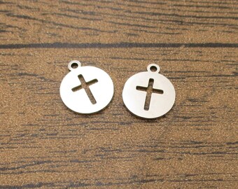 2 encantos de acero inoxidable, hollowed Out Cross-SS1030