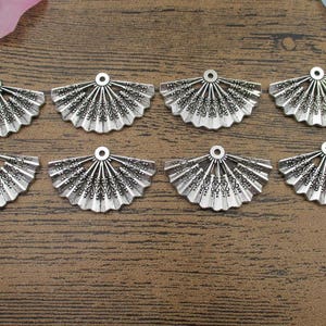 8 Fan Pendants ,Antique Silver Tone-RS435