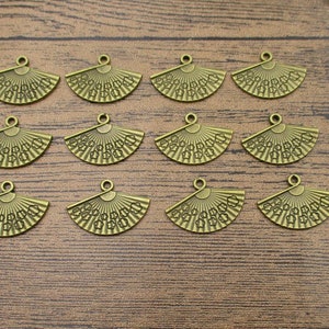 20 Fan Charms,Antique Bronze Tone-RS739