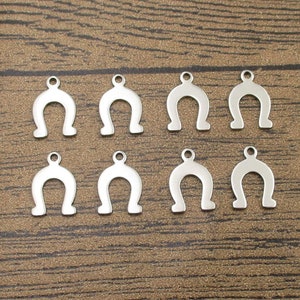 8 Edelstahl Hufeisen Charms-SS1020