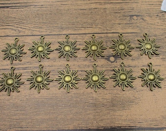 BULK SALE! 60 Sun Charms,Antique Bronze Tone-RS497