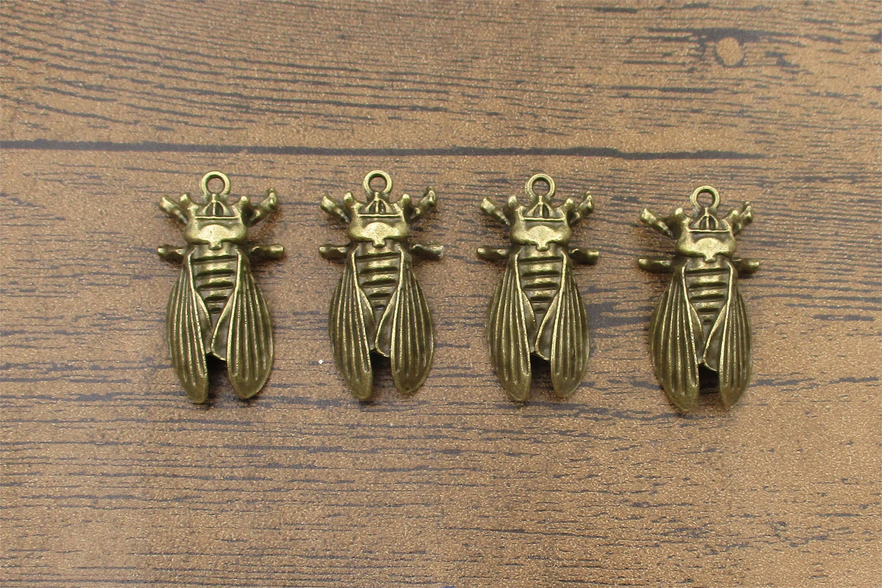 4 Great Detailed Cicada Charms,Antique Bronze Tone 3D Charms-RS1391