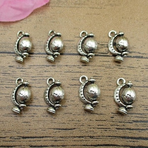 8 Globe Charms, Antique Silver Tone,3D Charms-RS202