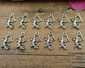20 zawieszek Gecko, kolor antycznego srebra – RS550