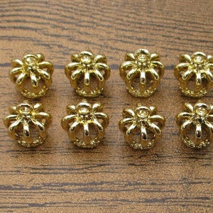 8 Crown Charms 3D,Gold Color High Quality Smooth Surface-RS1237