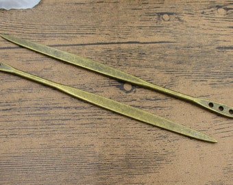 2 Antique Bronze Hairpins-Bookmarks-Vintage Style-RS1105