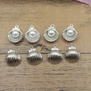 8 Pearl In Oyster Shell Charms,Antique Silver Tone-RS453