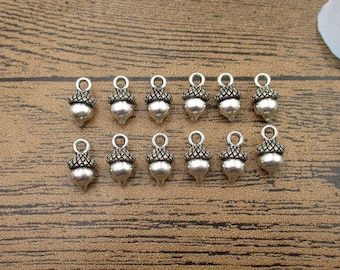 20 Charms de Bellota en Tono Plata Antigua - RS068