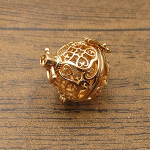 1 Cage Locket,Filigree Cage PendantFitting 14-16mm Beads KC Gold-TS270 image 1