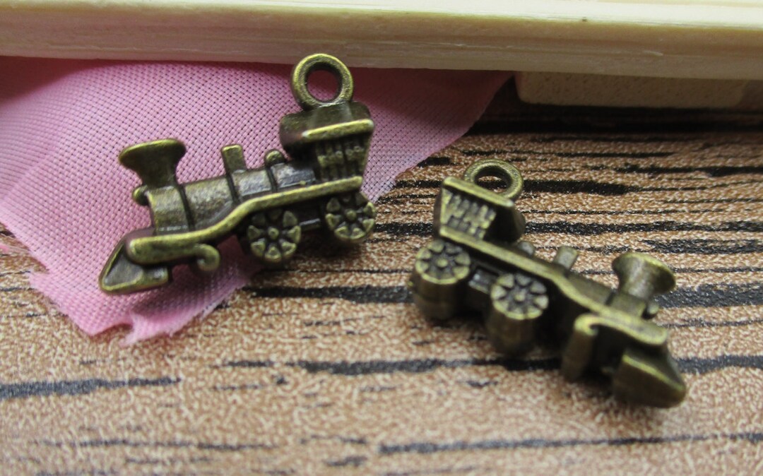Oxidized 3D Train Charm main image 1