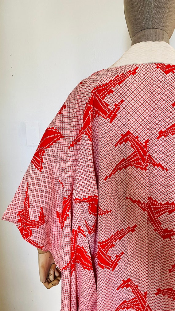 Red and white faux Shibori vintage kimono juban - image 6