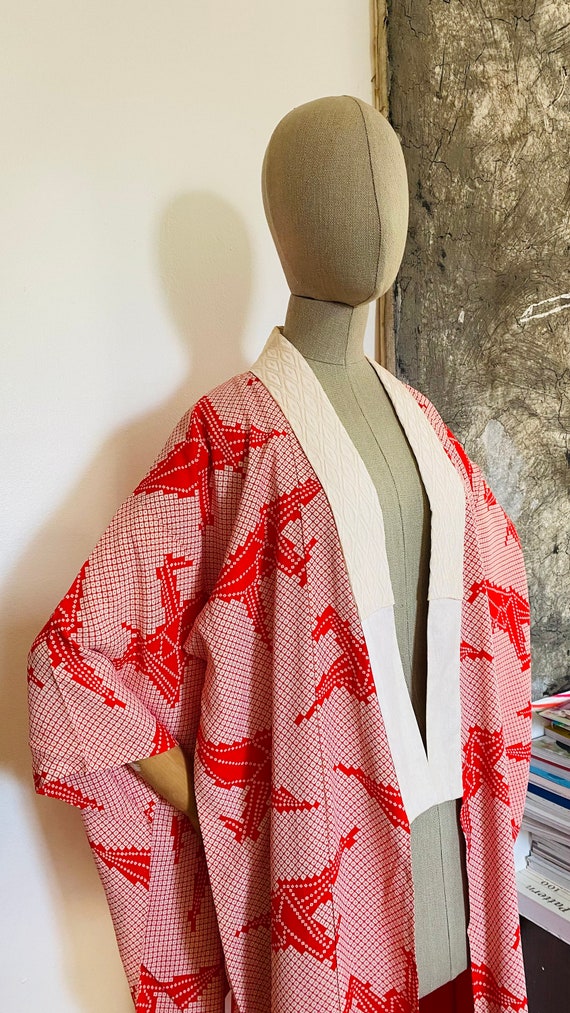 Red and white faux Shibori vintage kimono juban - image 2
