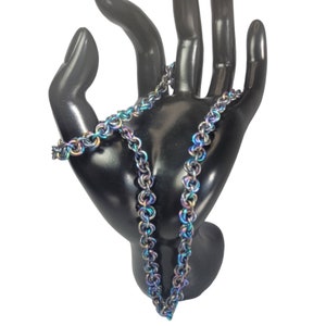 Necklace, rainbow rosette chainmail