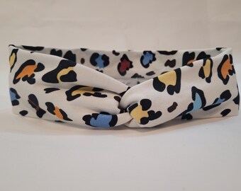 Headband with colorful leopard print made of French terry