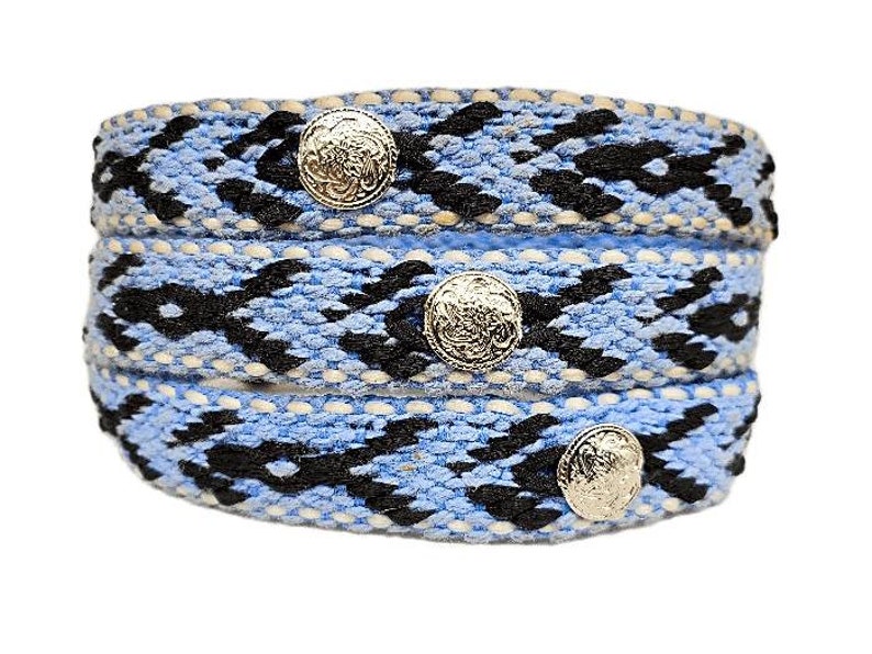 Blue Canvas HATBAND with Black pattern,White Stitching Round SILVER CONCHOS and 3-piece Longhorn Buckle Set Western Cowboy Cowgirl Hat Band