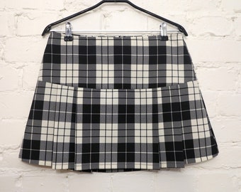 Womens Black White Tartan Plaid Mini Skirts Scottish Kilt Low Waist Pleated Skirts Checkered Skirts Back to School Skirts Medium Size