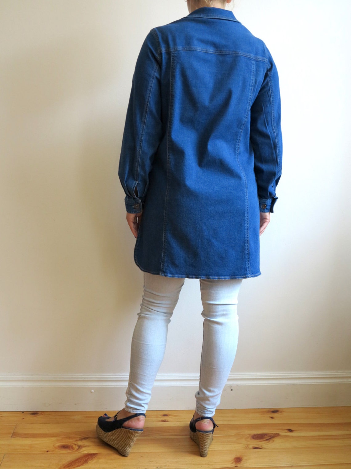Vintage Blue Denim Tunic Jacket, Long Sleeve Jean Shirt, Size L, foto 2 di 5
