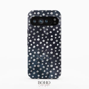 Funda plateada con lunares para Google Pixel 8a y iPhone 15 Pro Max