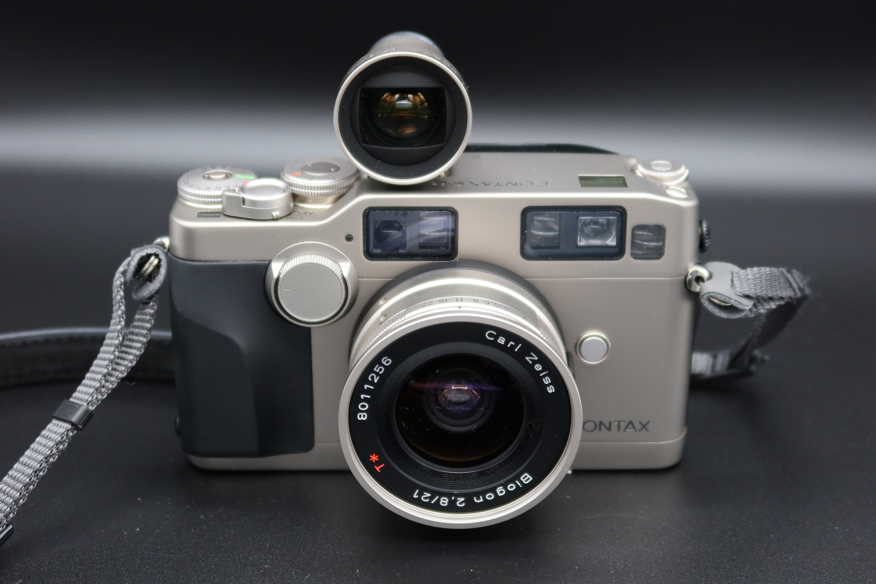 CONTAX G2 Biogon 2.8/21