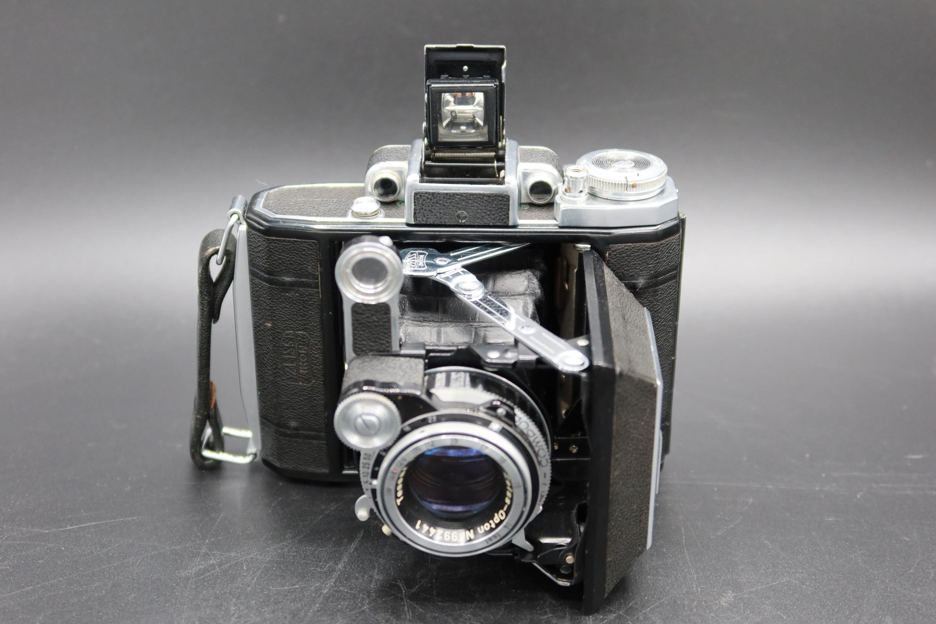 【C7194】ZEISS IKON SUPER IKONTA 531 Super Ikonta 531 - Camera-wiki.org - The free camera encyclopedia