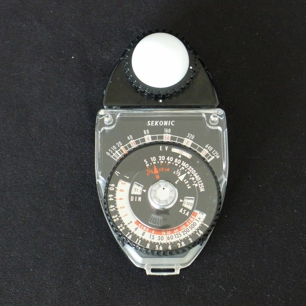 Sekonic L-398 Light Meter