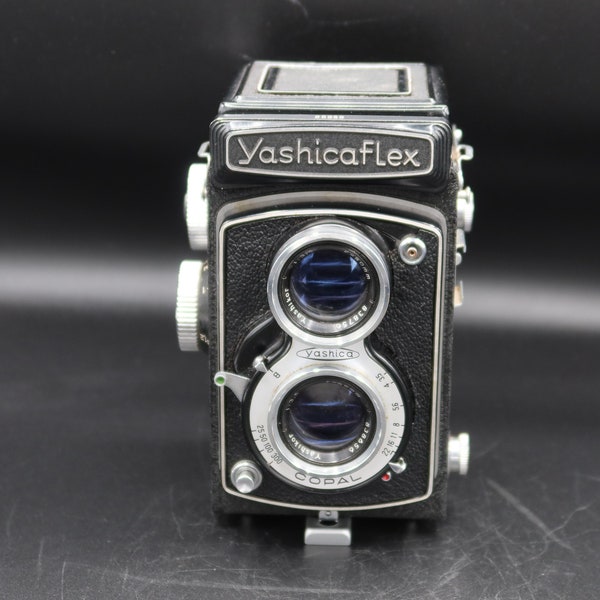 Yashica Yashicaflex A2 Vintage TLR Medium Format Film Camera, Overhauled, Ready to Use.