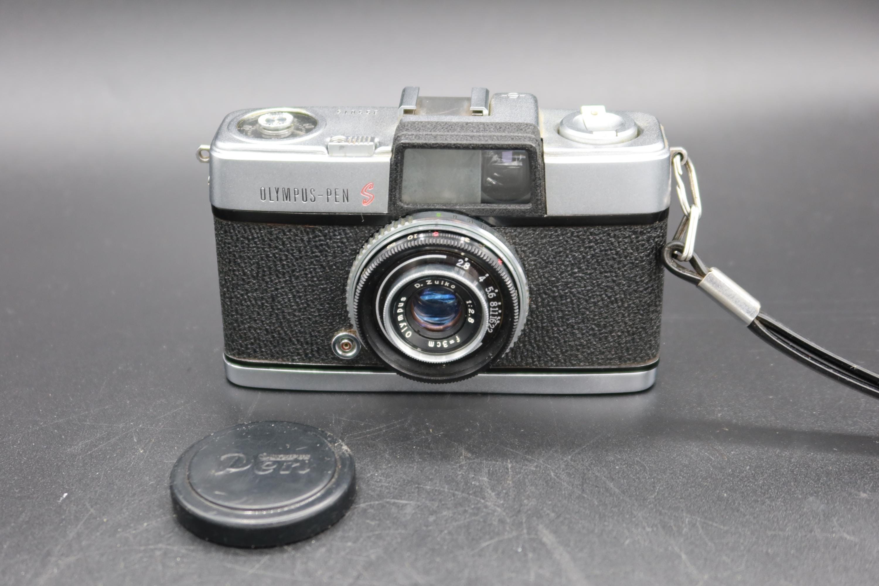 Olympus Pen S Vintage Half Frame Camera, Excellent Condition Olympus Pen S Vintage Half Frame Camera, Excellent Condition