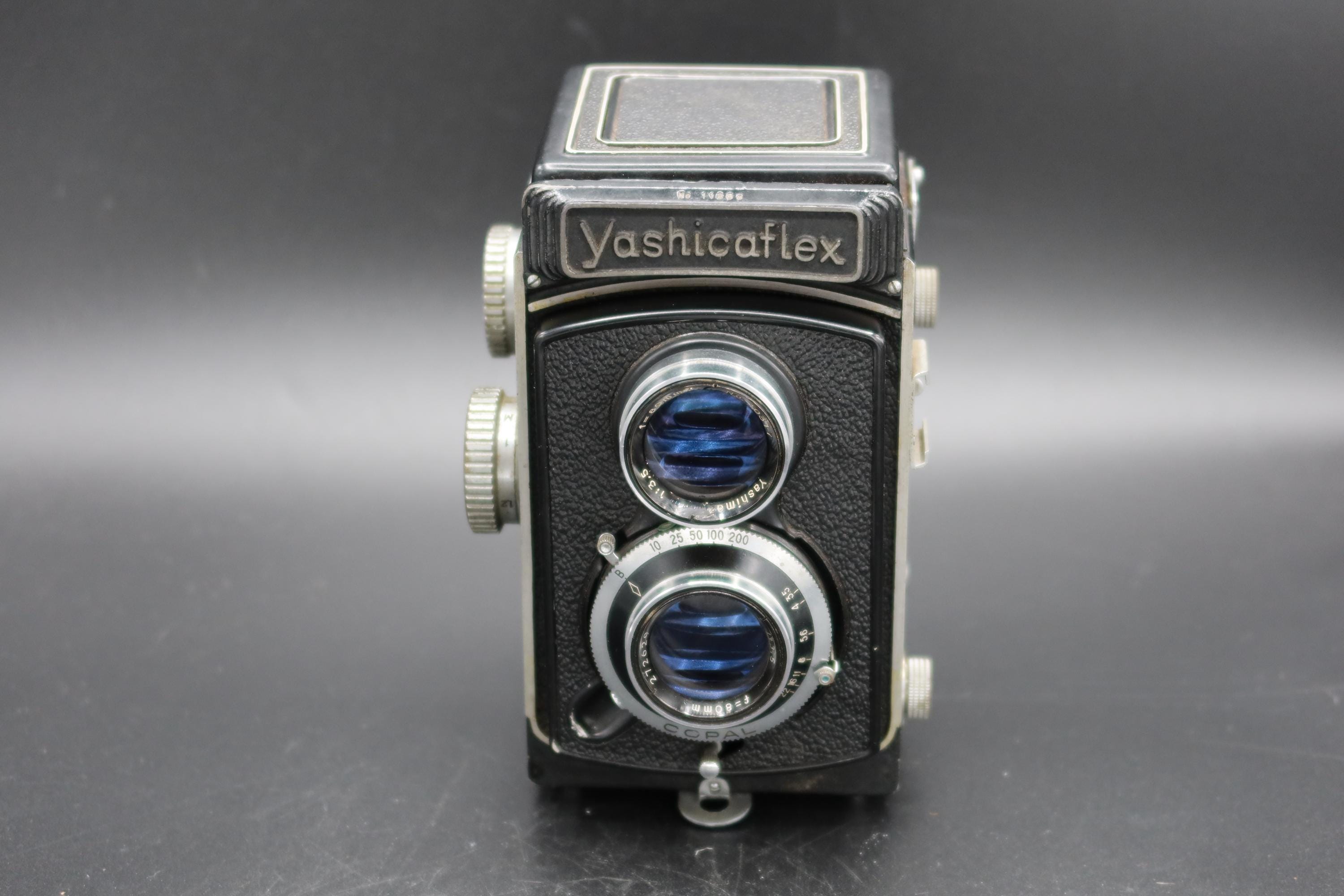 ヤシカ ヤシカフレックス ヴィンテージ二眼レフ中判フィルムカメラ