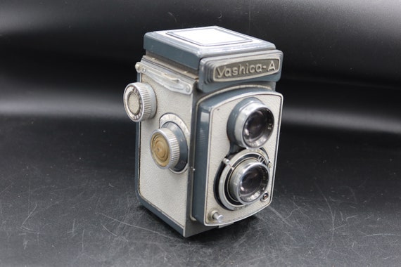 Appareil photo film 120 testé Yashicaflex modèle AS-II avec
