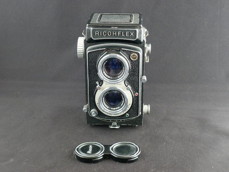 Ricoh RIcohflex Vintage Medium Format TLR Camera Overhauled image 0