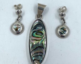 Sterling Silver Mexico Black Mother of Pearl Pendant & Earrings Set